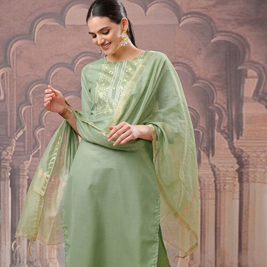 Amritsar Churidar Set