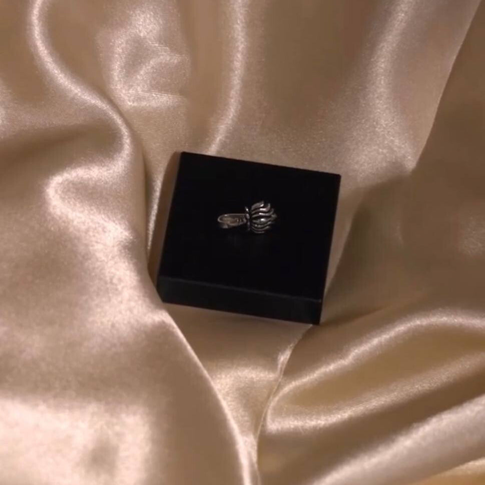 Oxidized Silver Clip-On Nose Pins