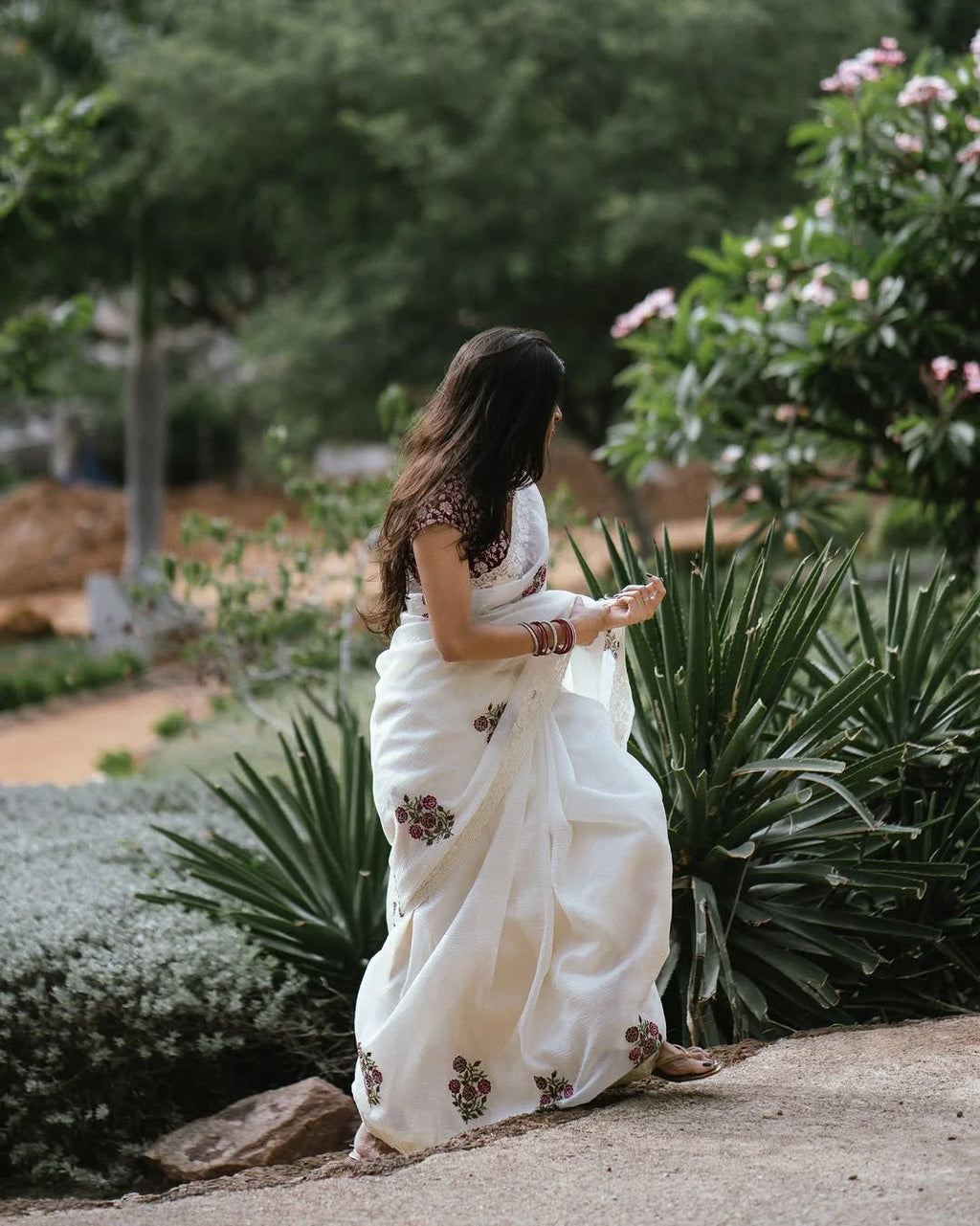 Canberra Saree