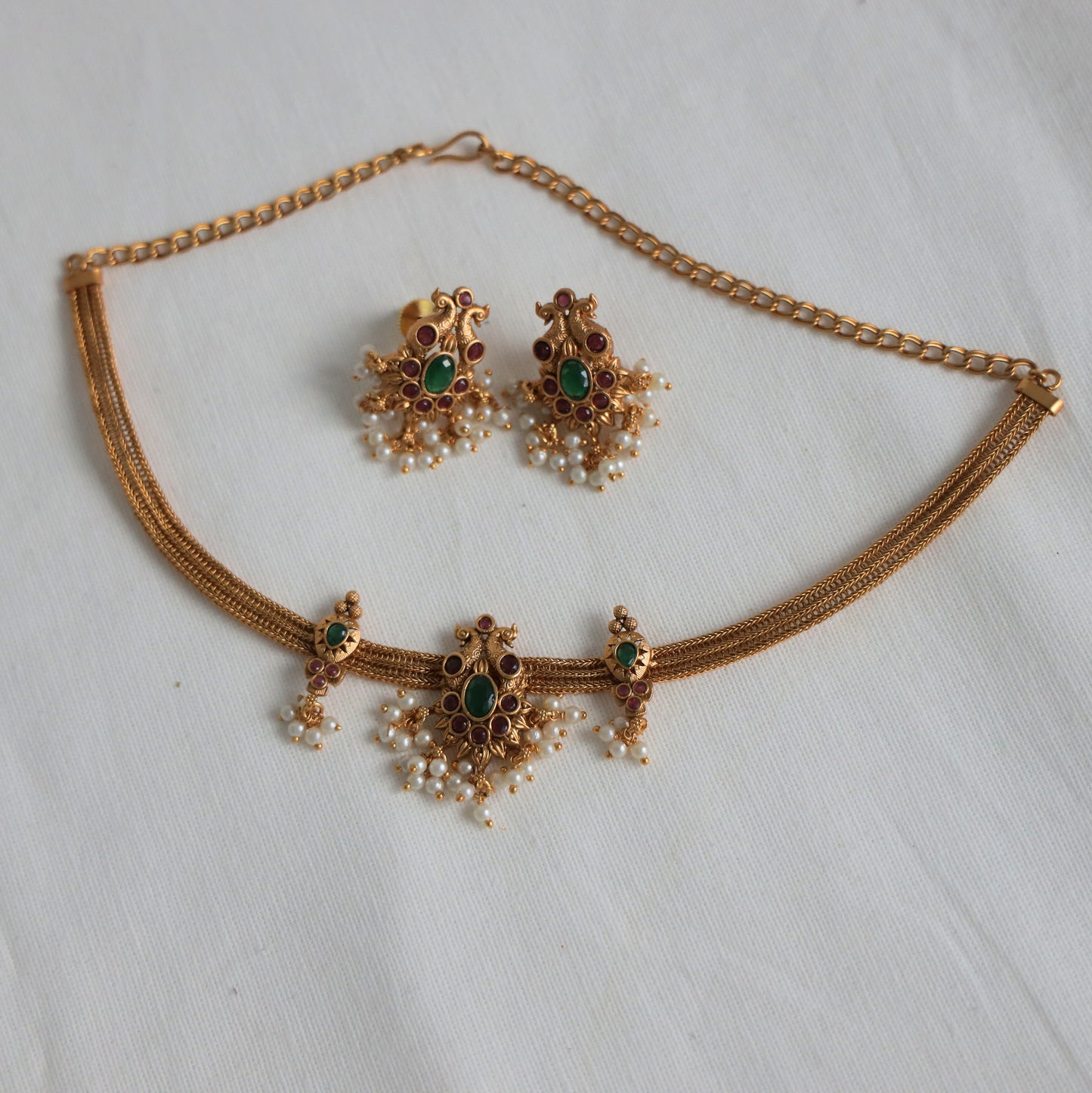 Earthly Gems Necklace Set