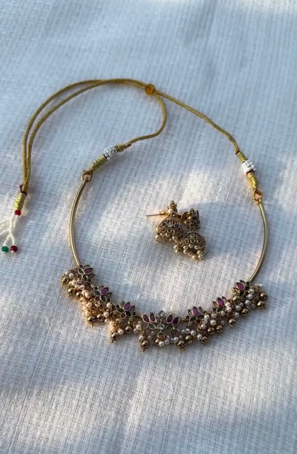Detroit Necklace Set
