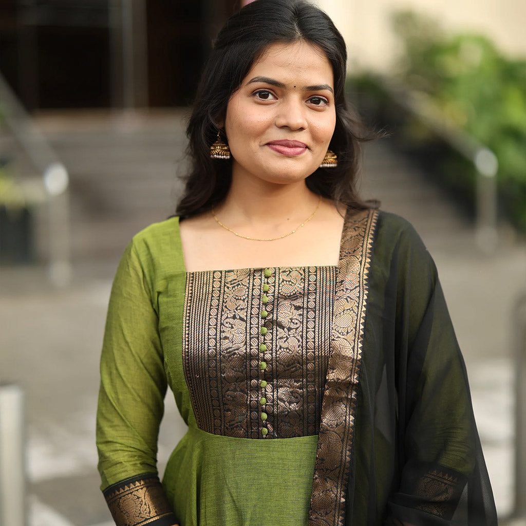 Manaus Anarkali Set