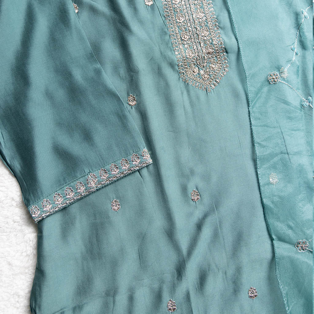 Muscat Churidar Set