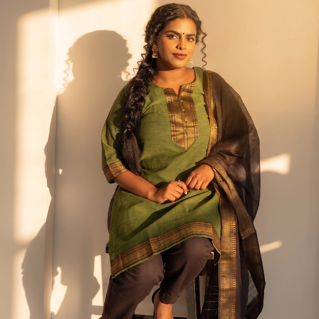 Napoli Churidar Set