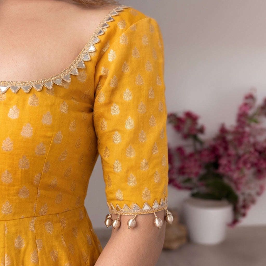 Riga Anarkali Set