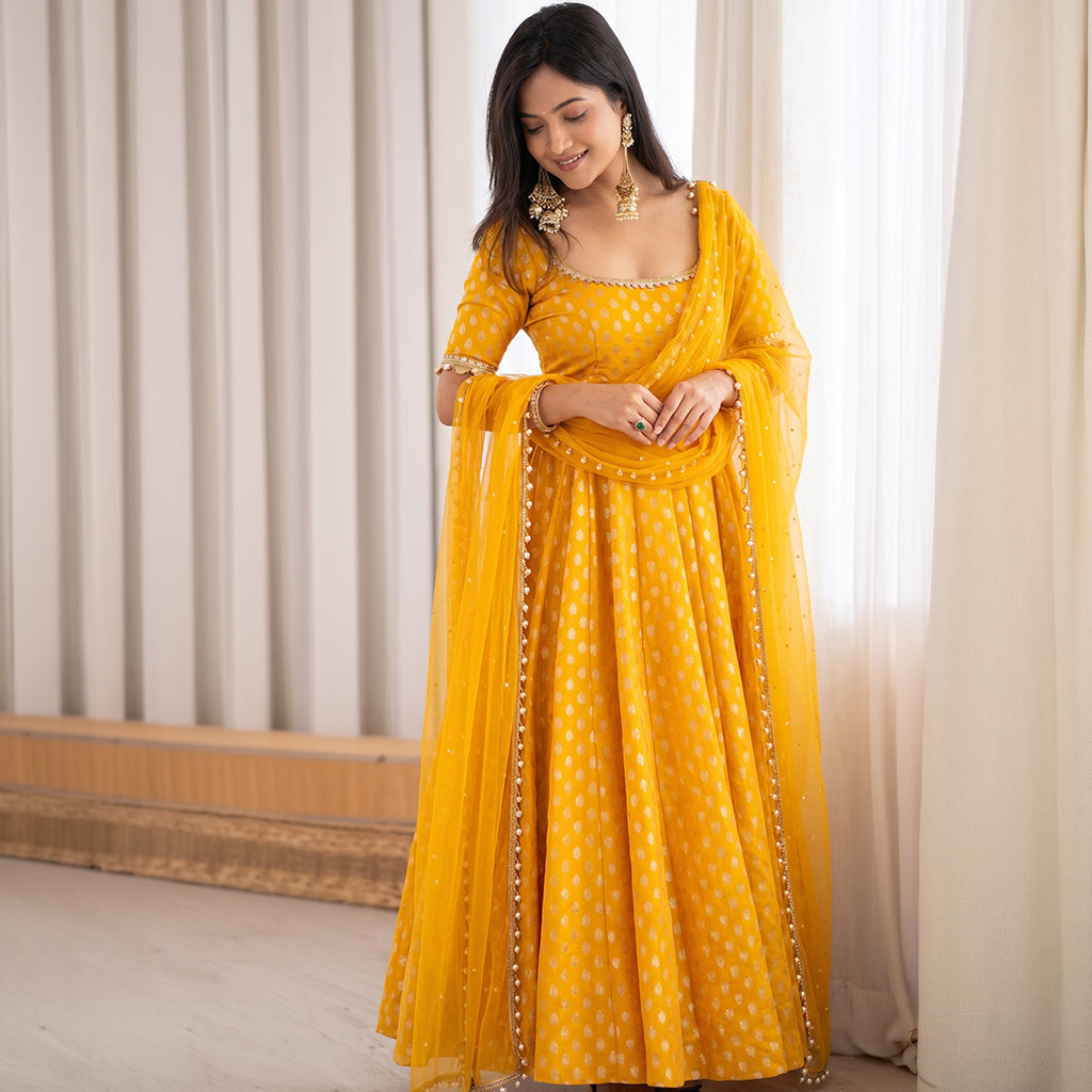 Riga Anarkali Set