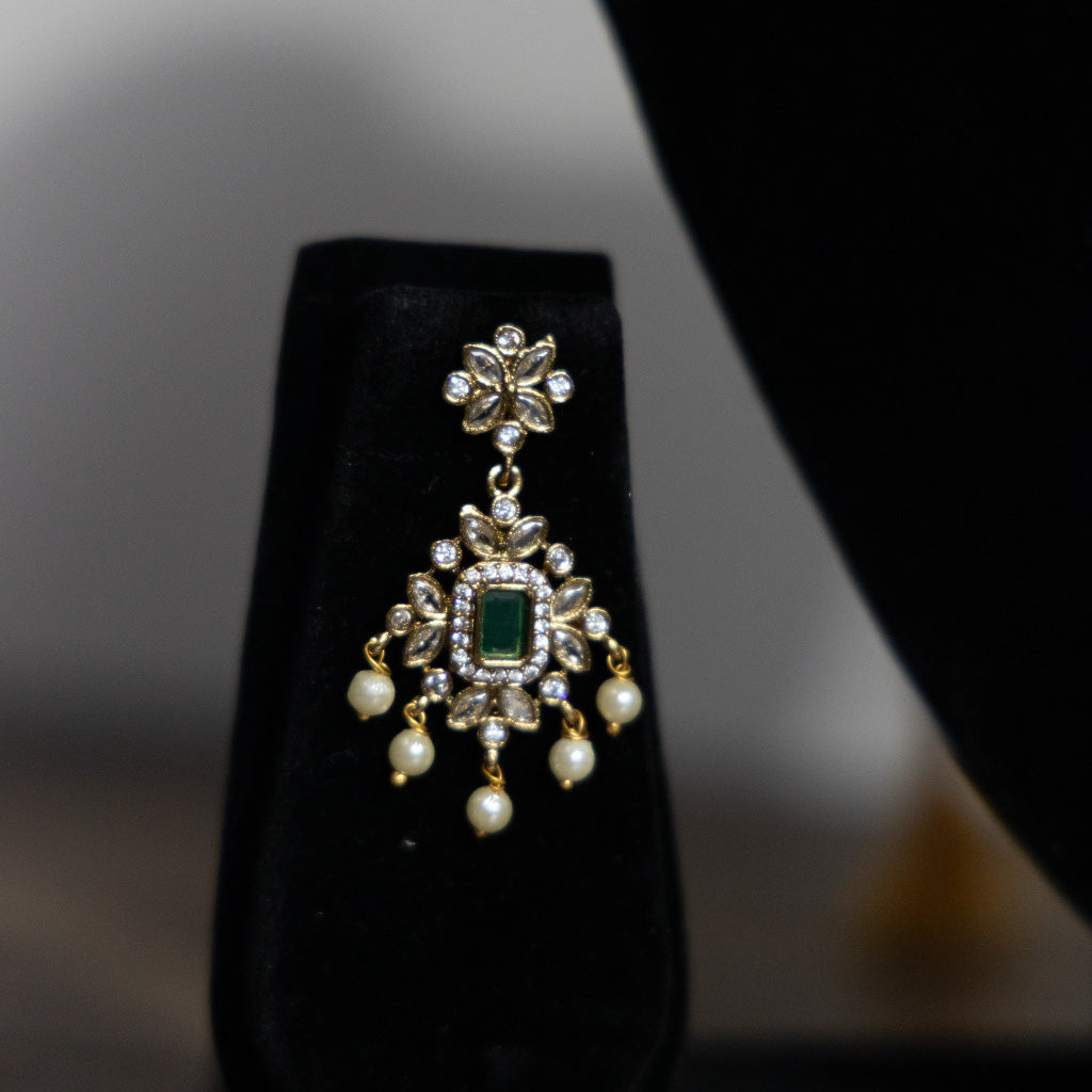 Riga Necklace Set